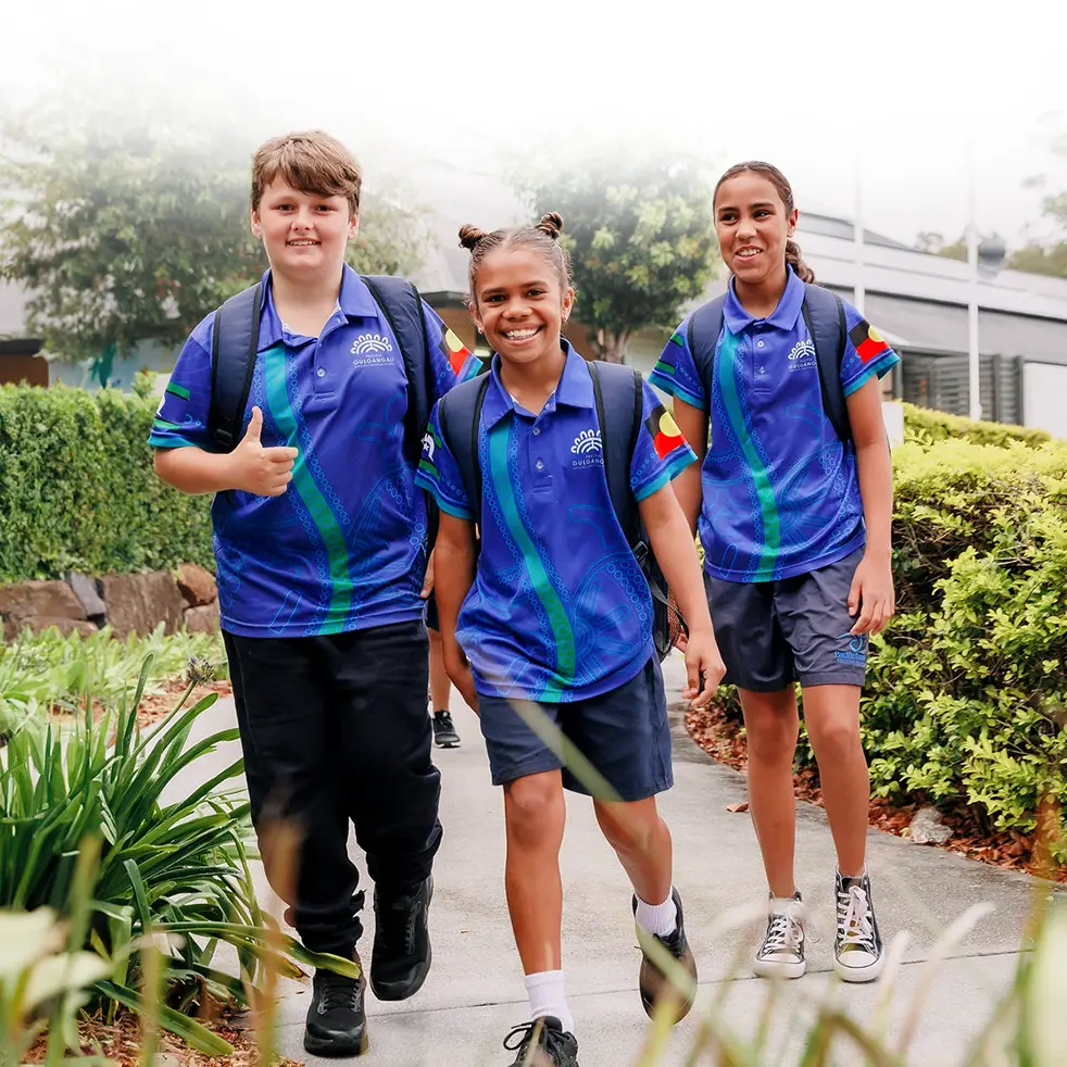 Group of Pacific Gulgangali Jarjums students enjoying the outdoors
